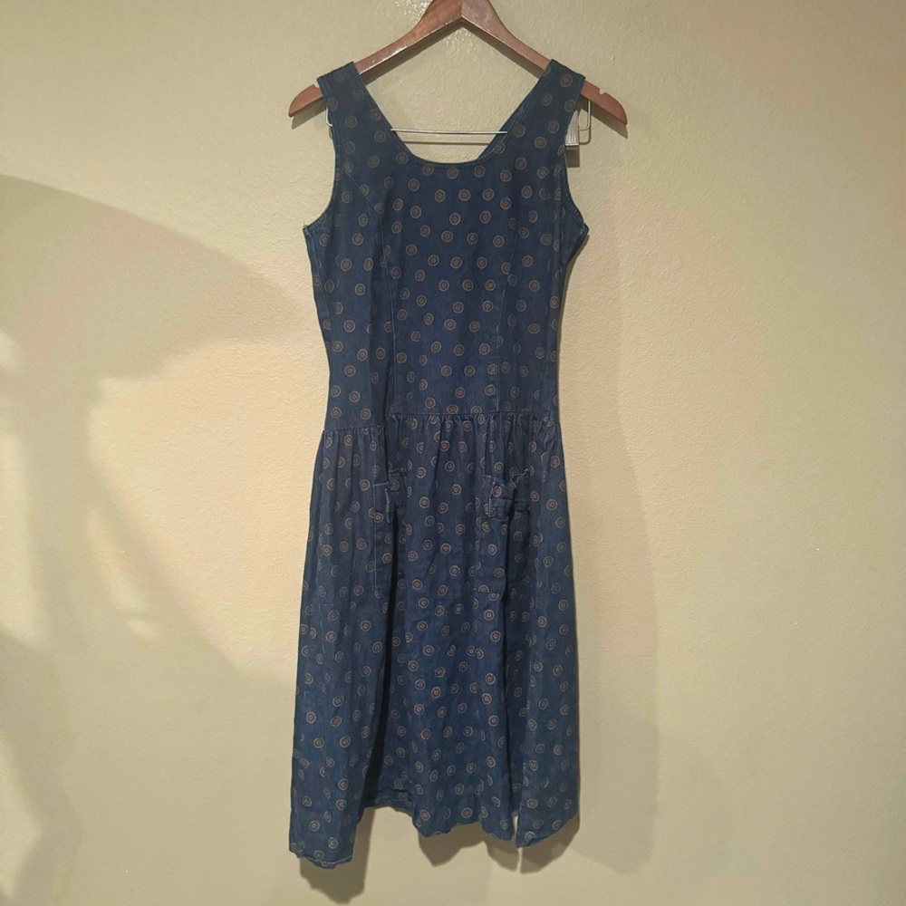 Vintage Mizz Lizzy Denim Fit & Flare Medallion Print Midi Dress Blue Size 7/8 - Picture 2 of 8